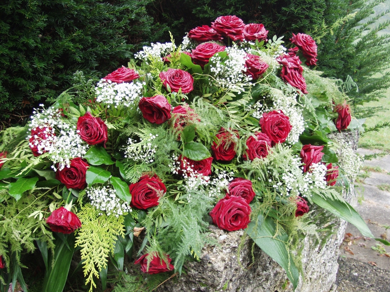 funeraire-THEOULE SUR MER-min_roses-61203